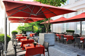 Отель Hotel Messeyne  Кортрейк